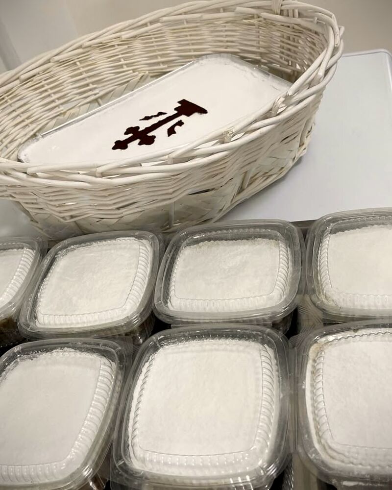 Caserole cu colivă, pregătite pentru pomenire